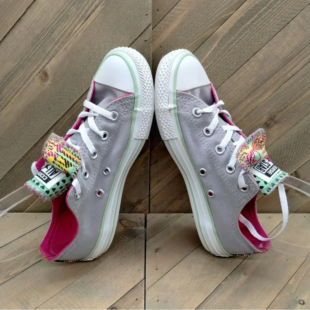 Converse Chuck Taylor All‎ Star Low Double Tongue Fashion Sneakers Girls Size 2